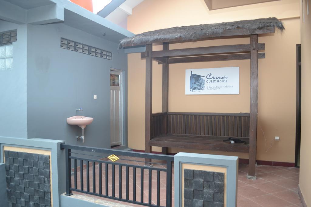Crown Guest House Ambarawa Room photo