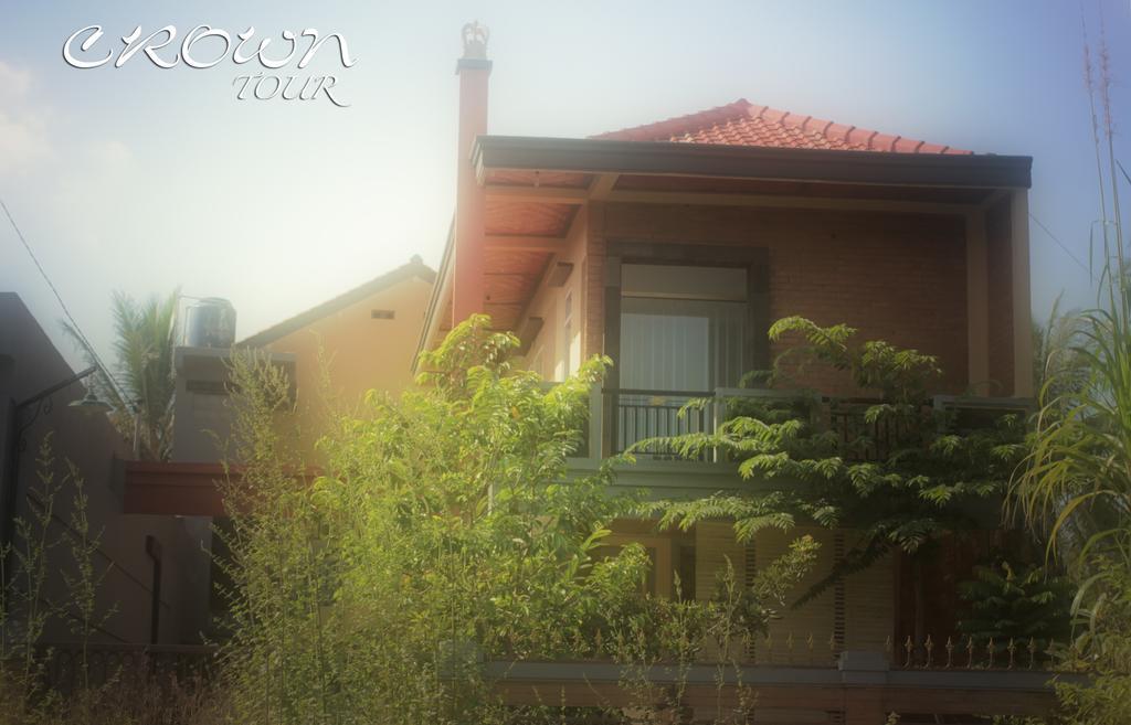 Crown Guest House Ambarawa Room photo