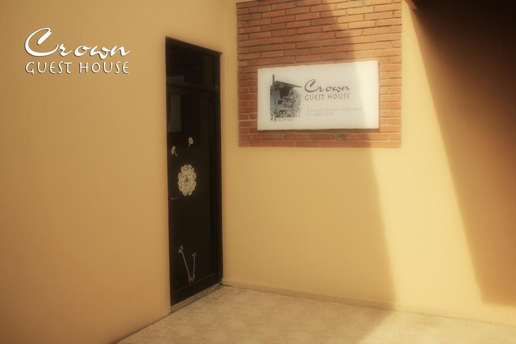 Crown Guest House Ambarawa Room photo