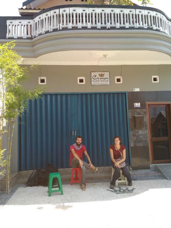 Crown Guest House Ambarawa Exterior photo